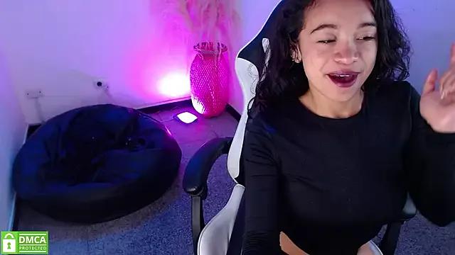 hannaa_as on StripChat 