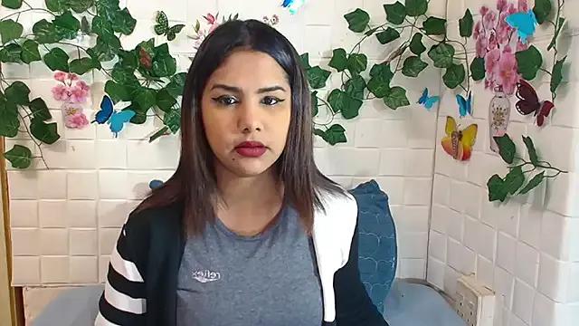 IndiaSexyStripper4u on StripChat 