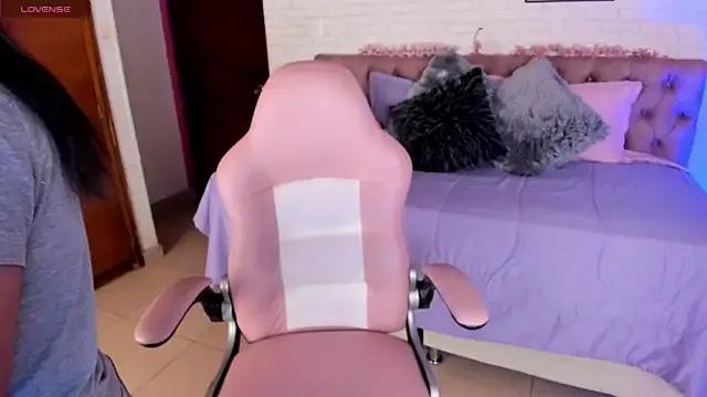 Kitty_Pam — Domi Squirt public 