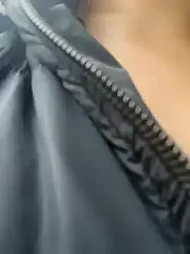 LilyCutee_ on StripChat 
