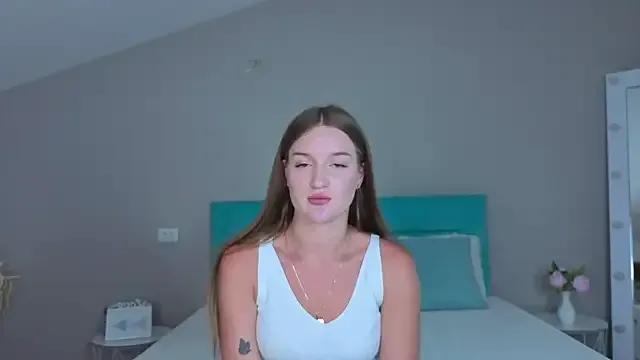little__cut1e on StripChat 