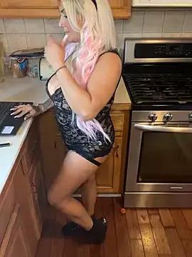 LittleMissEeve's avatar