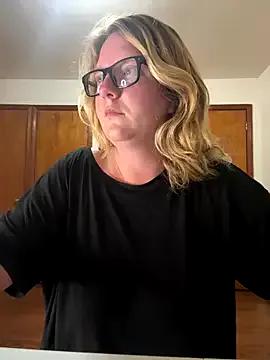 Lizzyloo — Pussy play ;)