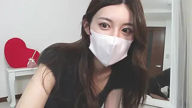 MOMO_momo_xoxo — Freechat on StripChat