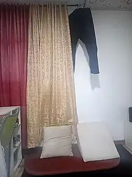 queemking on StripChat 