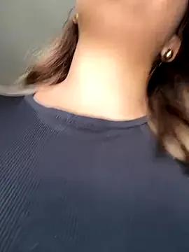 sara_calderon — PANTY OFF + FINGER IN MY WET PUSSY