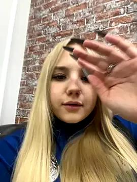 Sky_Cutie — ASMR 5 minutes with a whisper