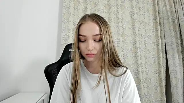 Sweet-bb — hey :)dance in sexy fishnet