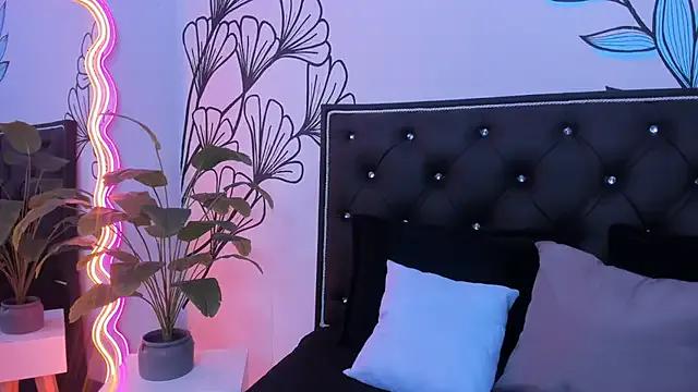Sweet_Ariadna_ on StripChat 