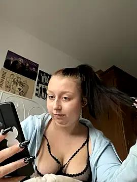 SweetieLina —  Twerk My Booty 