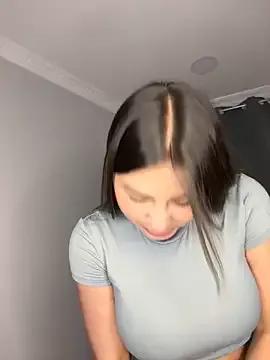 taylorkim12 — Show Fingers in my pussy in public